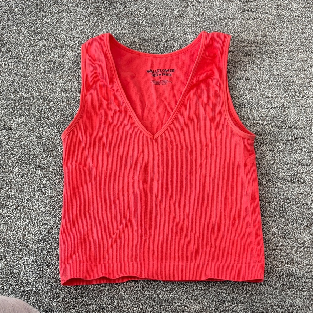 Wallflower Women's Red V-Neck Top